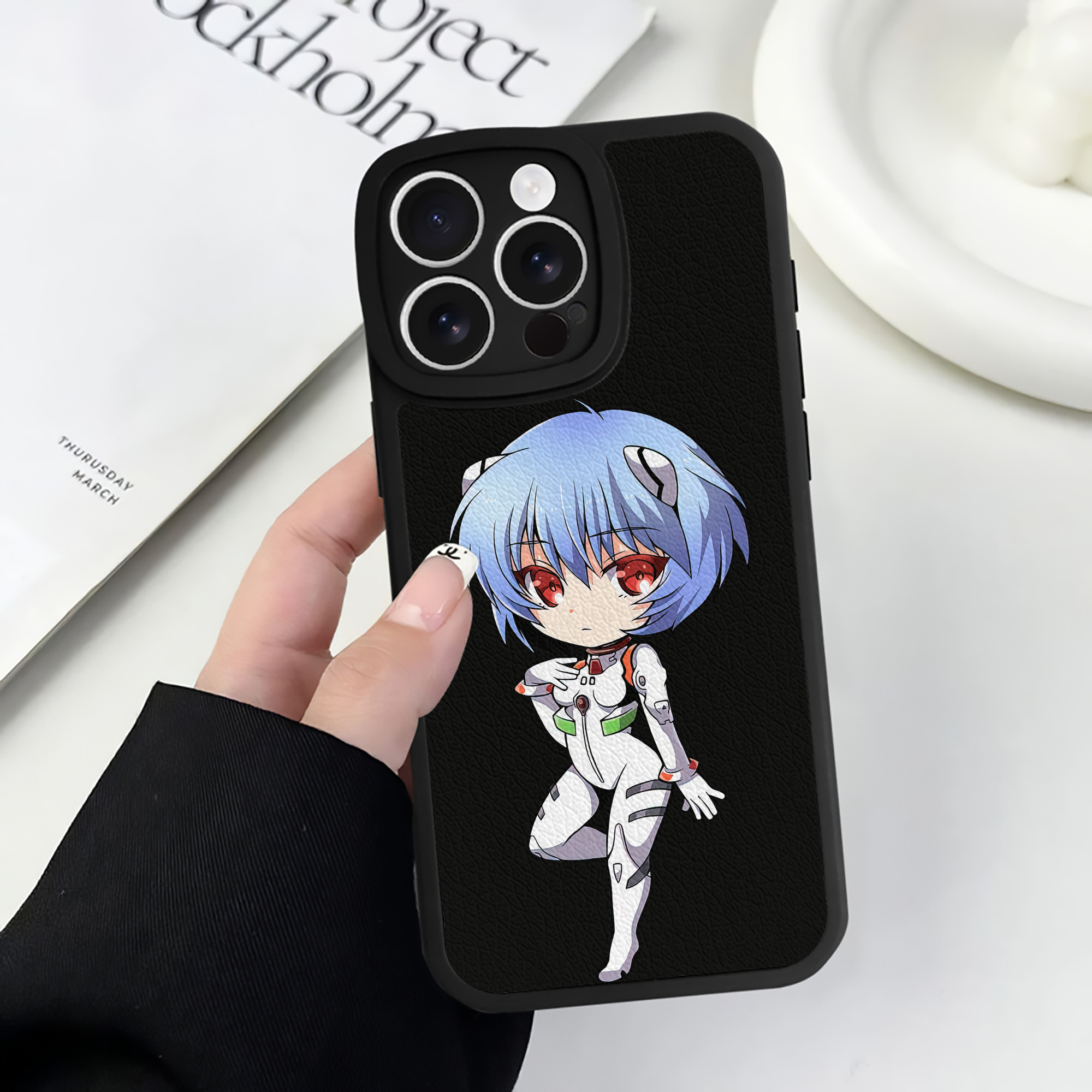 （画像用） EVA 新世紀エヴァンゲリオン 【iPhone 16シリーズ対応】シリコンスマホケース（レザー調） 材質：シリコン
